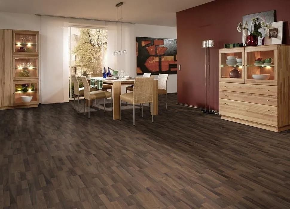 Linoleum jak panele: 7 faktów o imitacji drewna na podłodze