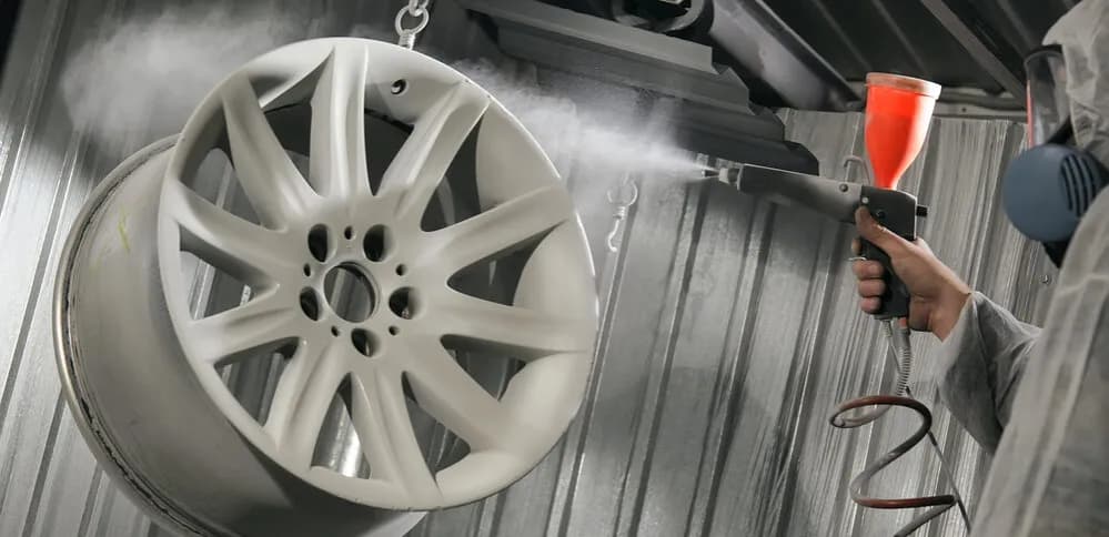 Czy aluminium można malować proszkowo? Poznaj proces i jego korzyści