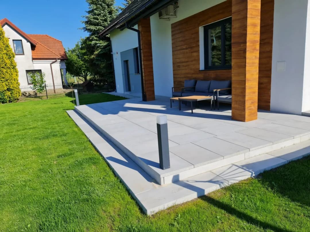 Jaka klasa betonu na taras? Wybierz idealną dla trwałości